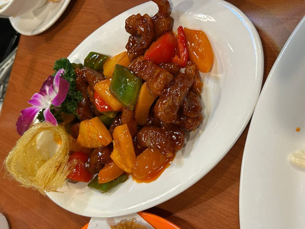 菠蘿拔絲咕肉